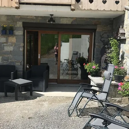 Douillet à - 5 Pers., 3 Ch. - Fr-1-676-212 * Châtel